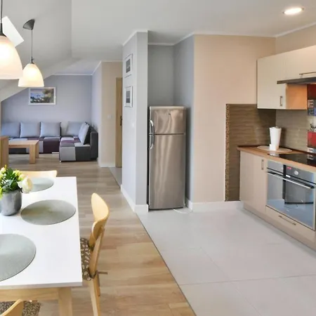 Comfortable Near The Sea Apartment *