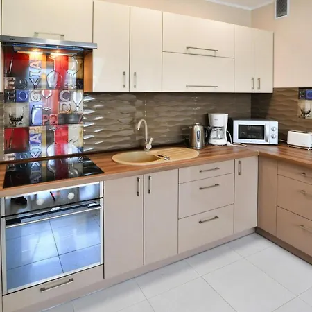 Apartment Comfortable Near The Sea Darlowko
